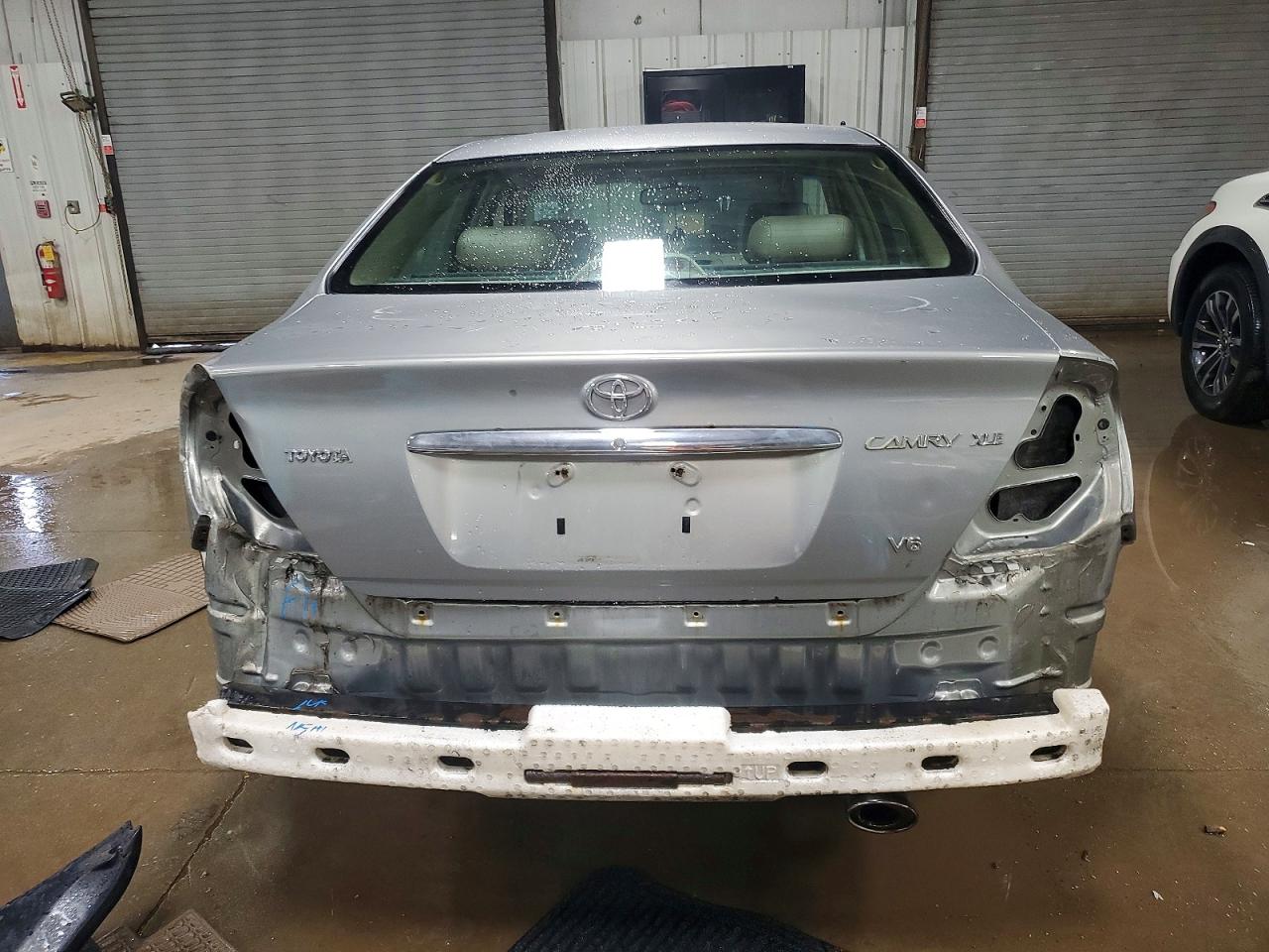 2006 TOYOTA CAMRY LE photo 6