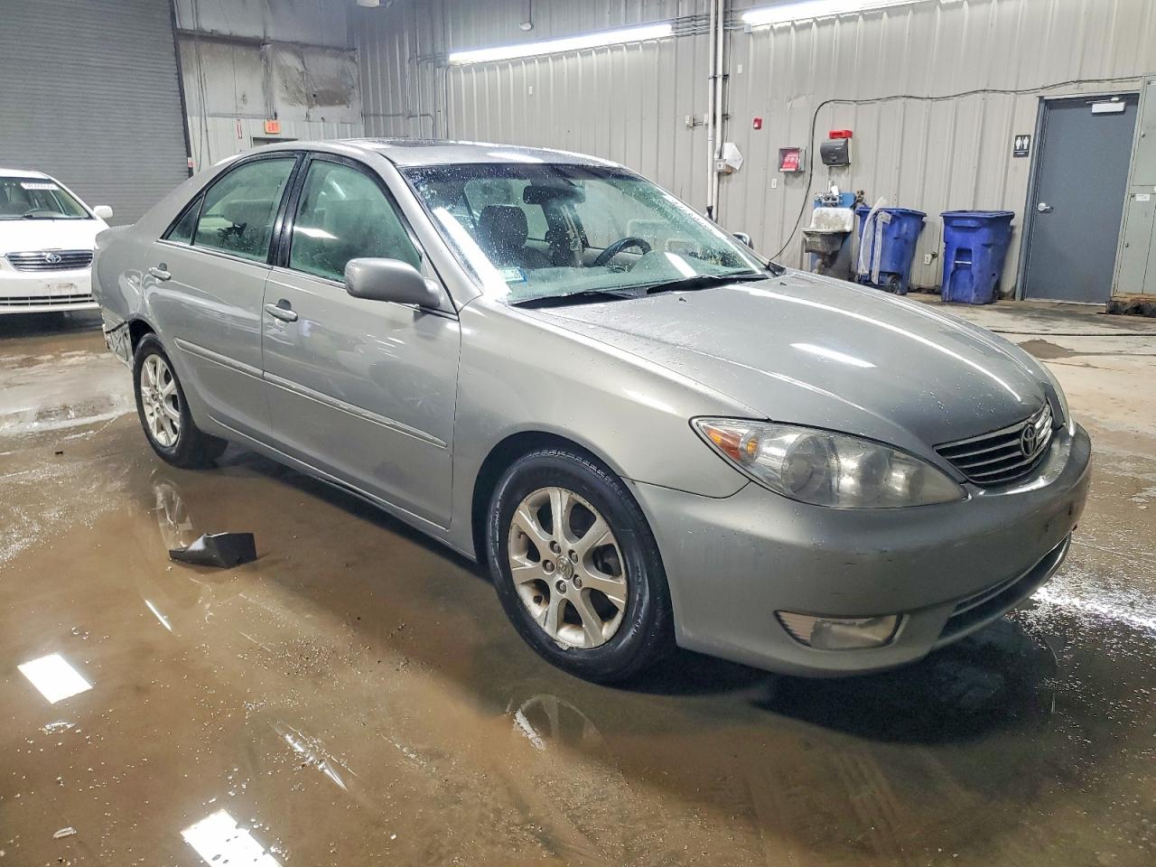 2006 TOYOTA CAMRY LE photo 4