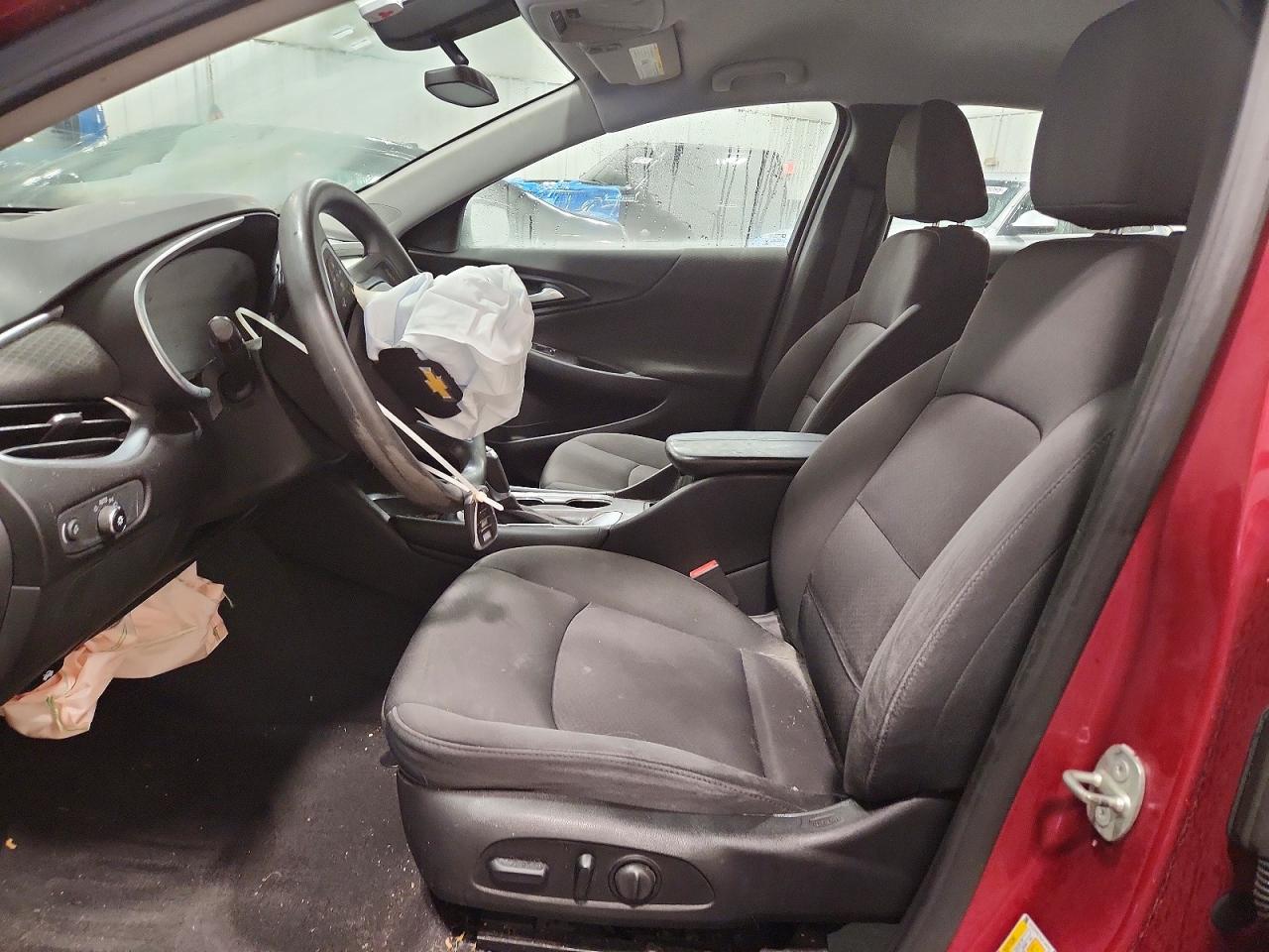 2018 CHEVROLET MALIBU LT photo 13