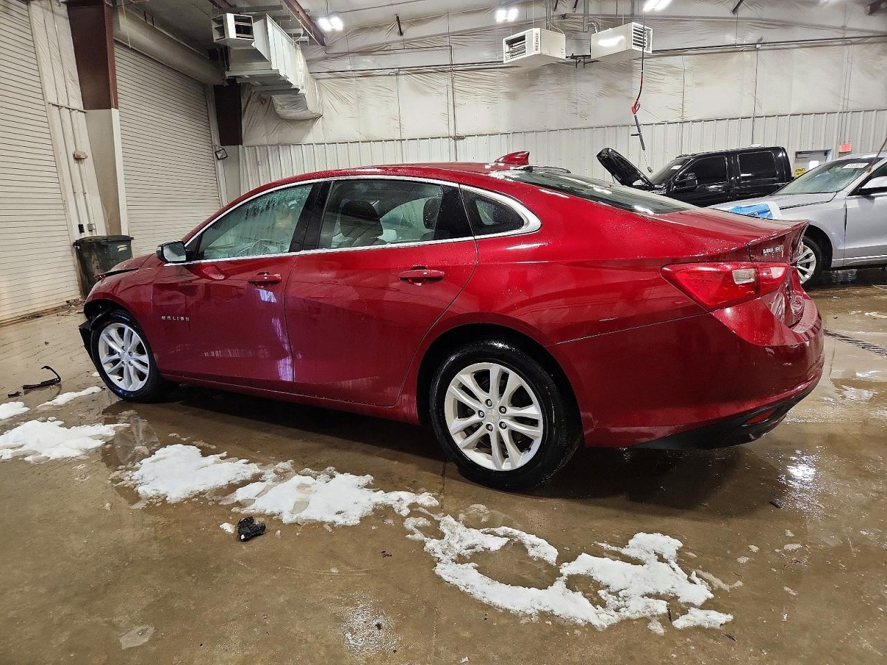 2018 CHEVROLET MALIBU LT photo 3