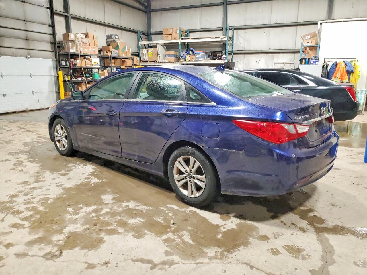 2013 HYUNDAI SONATA GLS photo 2