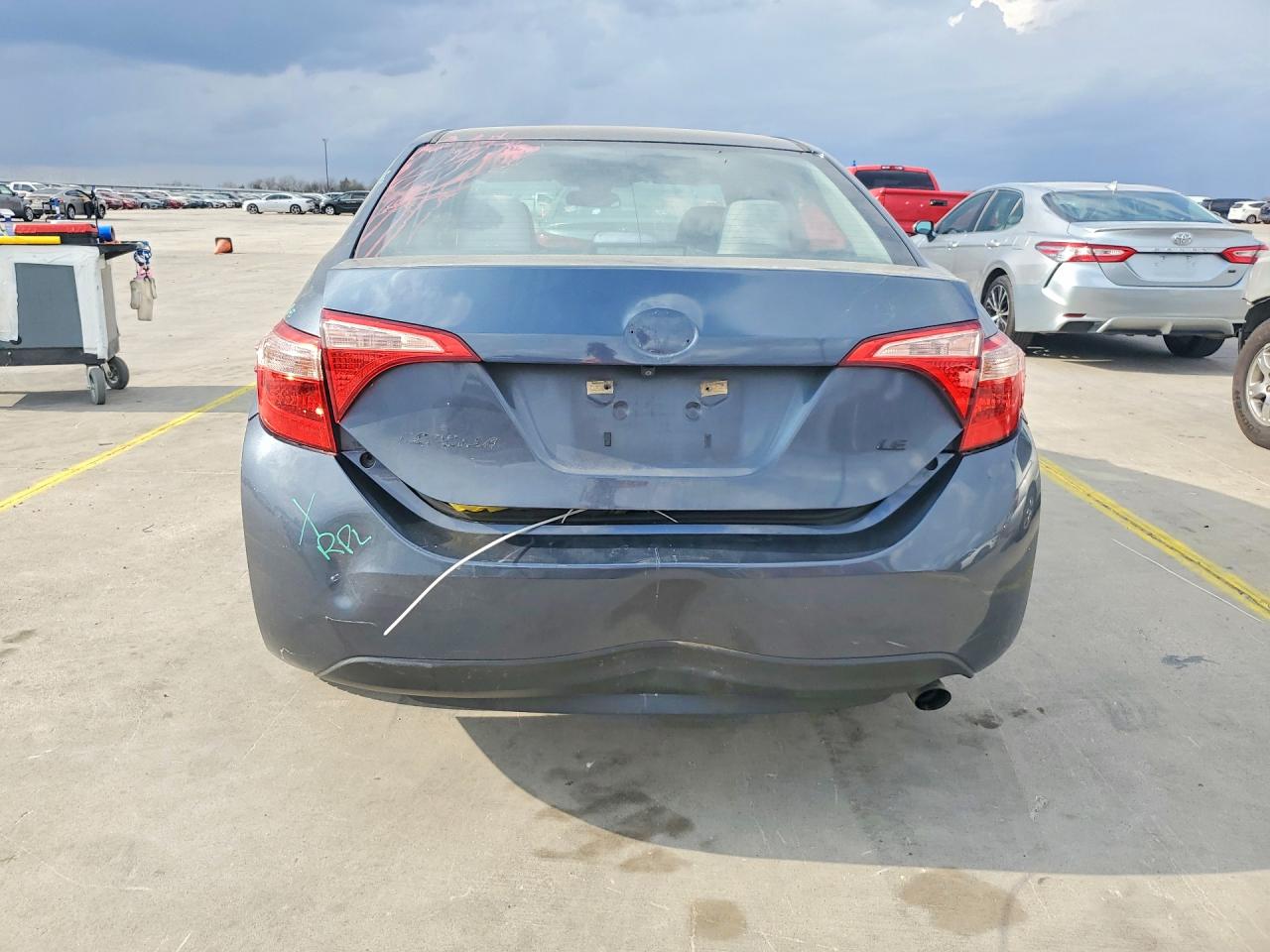 2019 TOYOTA COROLLA L photo 6