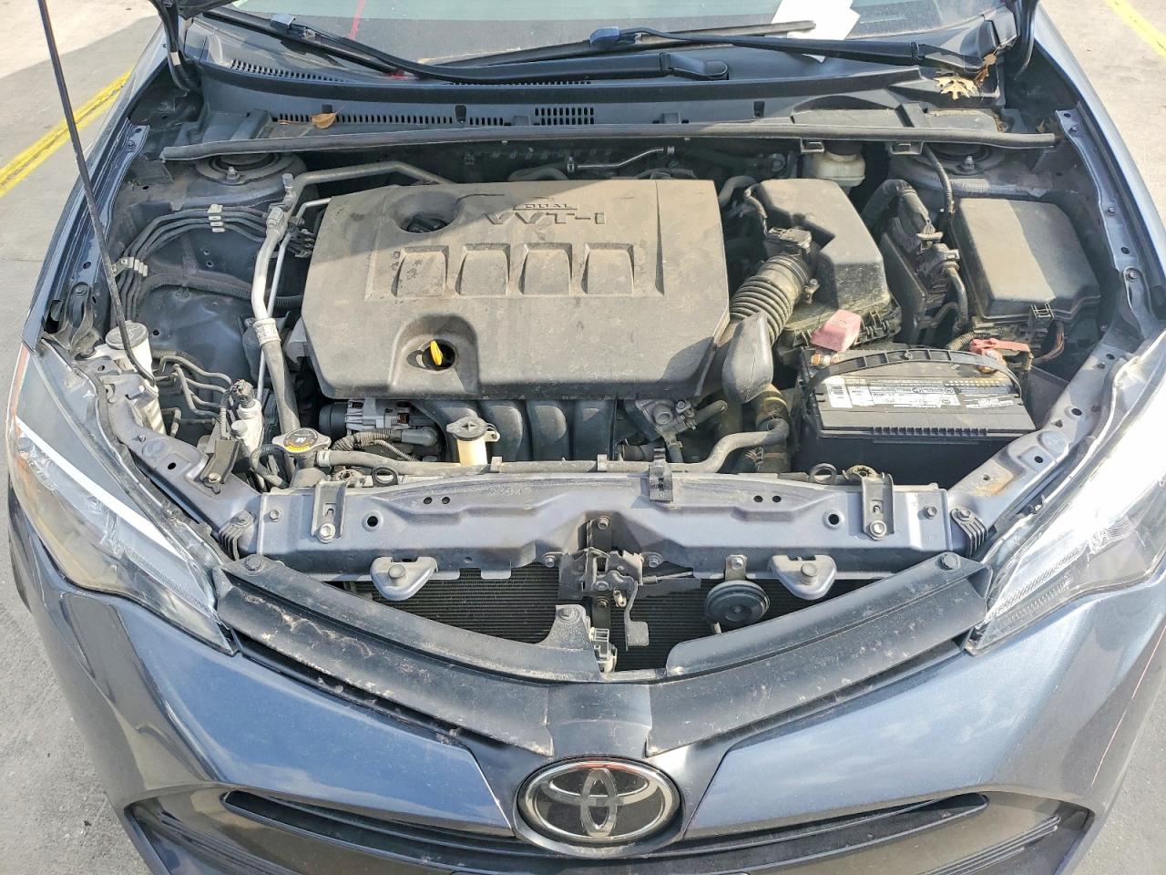 2019 TOYOTA COROLLA L photo 11