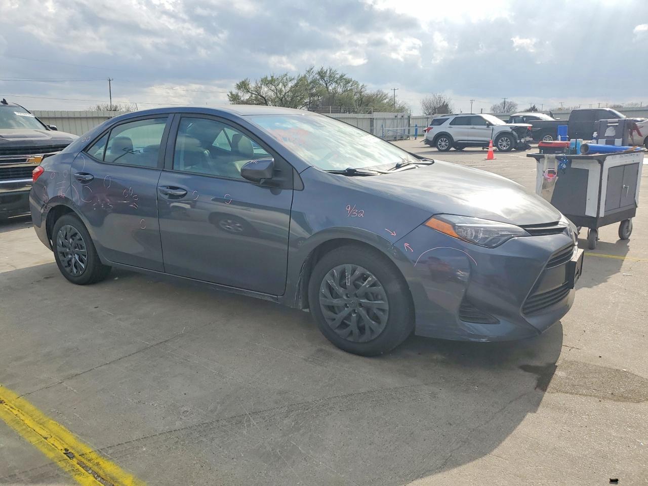 2019 TOYOTA COROLLA L photo 4