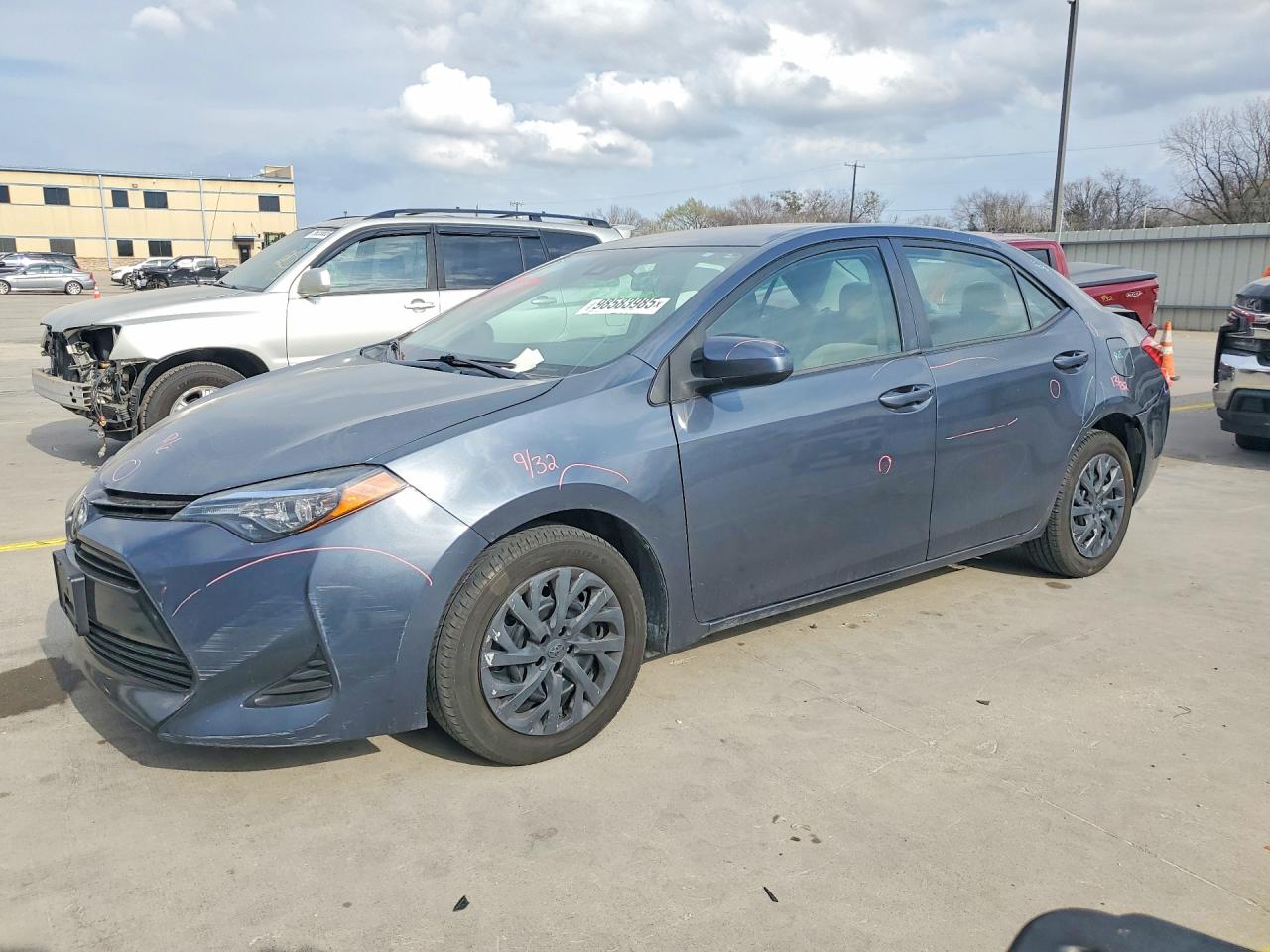 2019 TOYOTA COROLLA