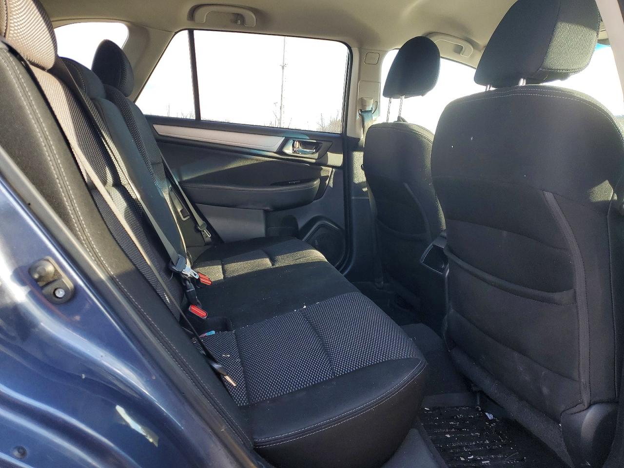 2015 SUBARU OUTBACK 2.5I PREMIUM photo 11