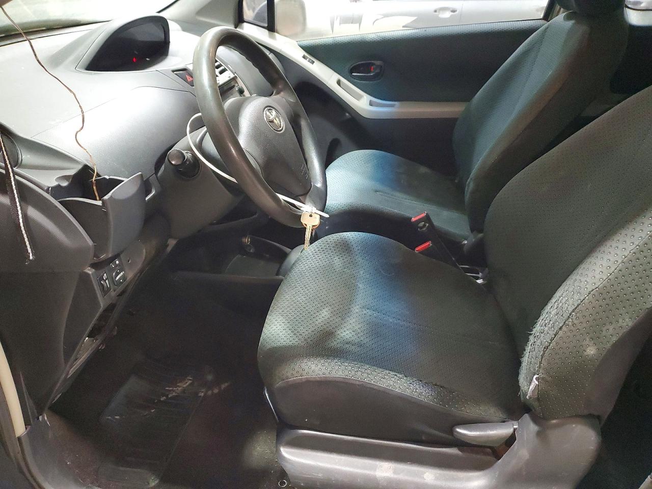 2008 TOYOTA YARIS photo 7
