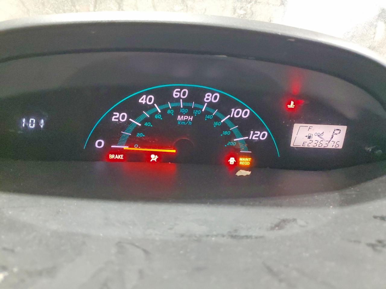 2008 TOYOTA YARIS photo 9