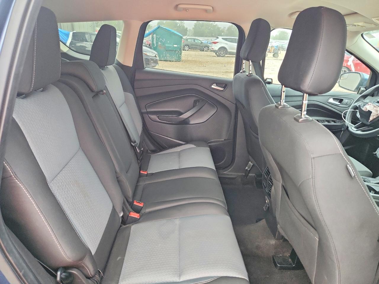 2018 FORD ESCAPE SE photo 31