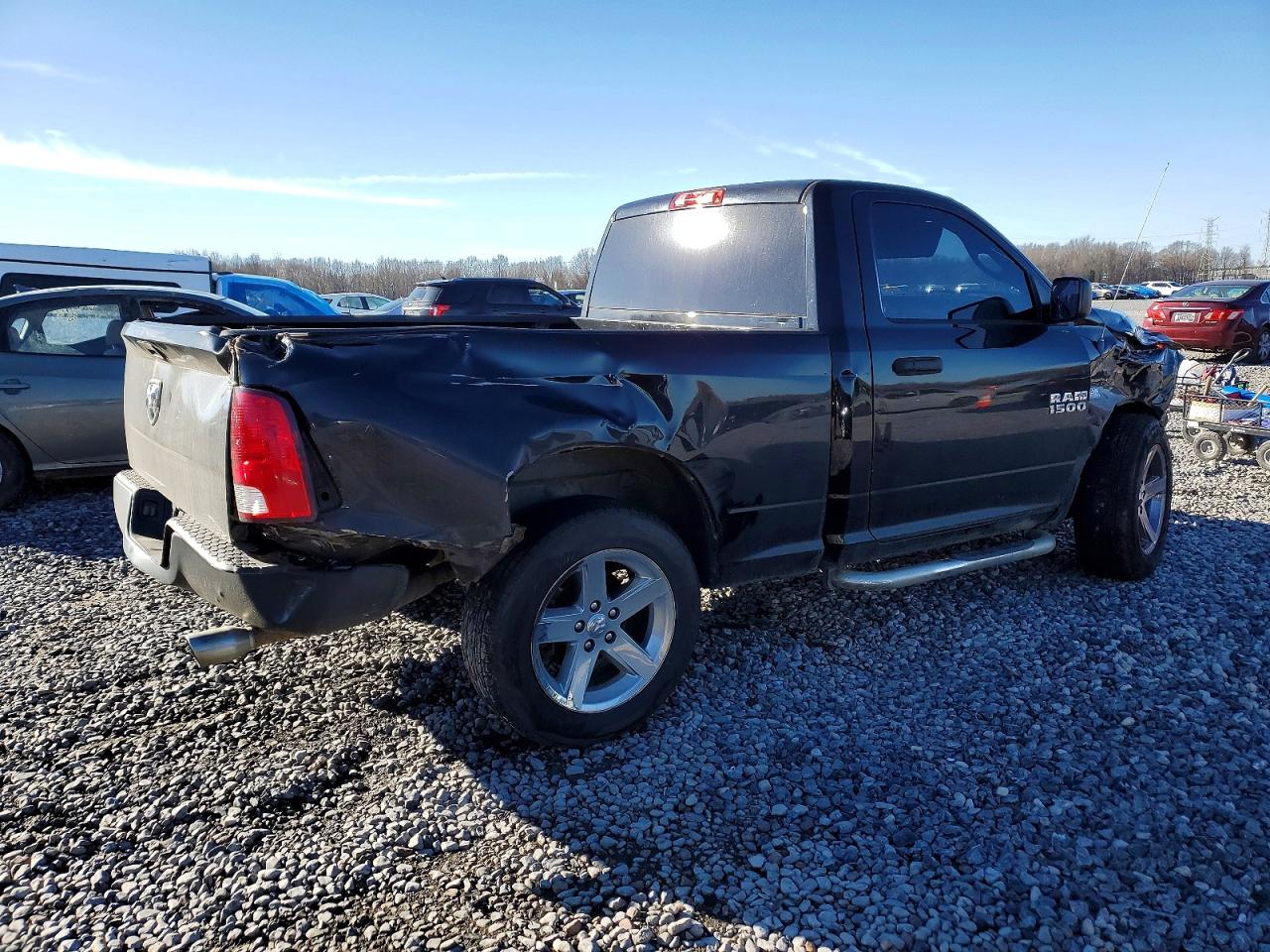 2014 RAM 1500 ST photo 3