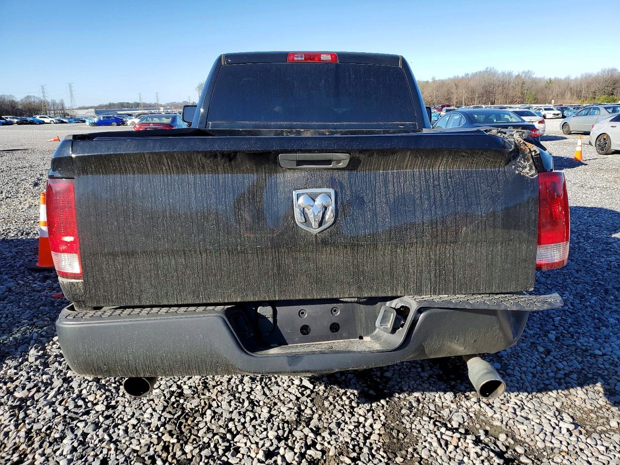 2014 RAM 1500 ST photo 6