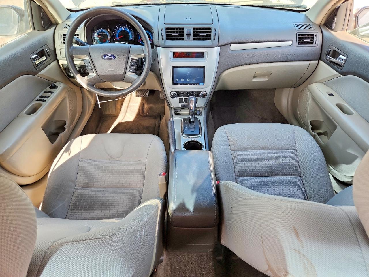 2011 FORD FUSION SE photo 8