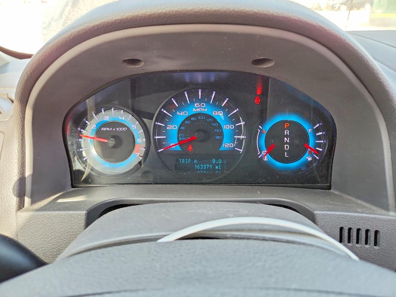2011 FORD FUSION SE photo 9
