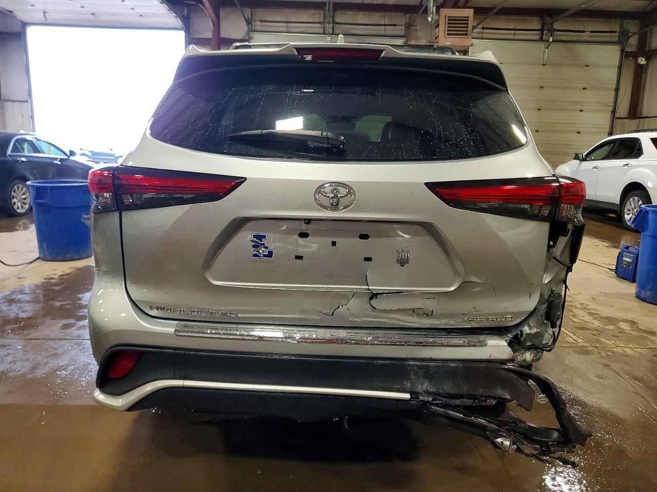 2023 TOYOTA HIGHLANDER L photo 6