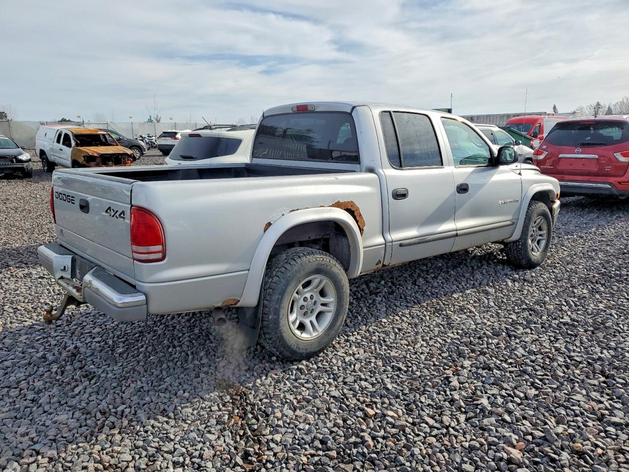 2002 DODGE DAKOTA QUAD SLT photo 3