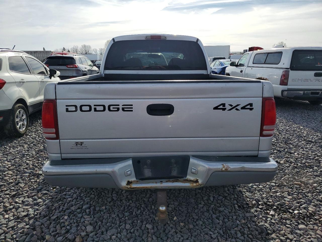 2002 DODGE DAKOTA QUAD SLT photo 6
