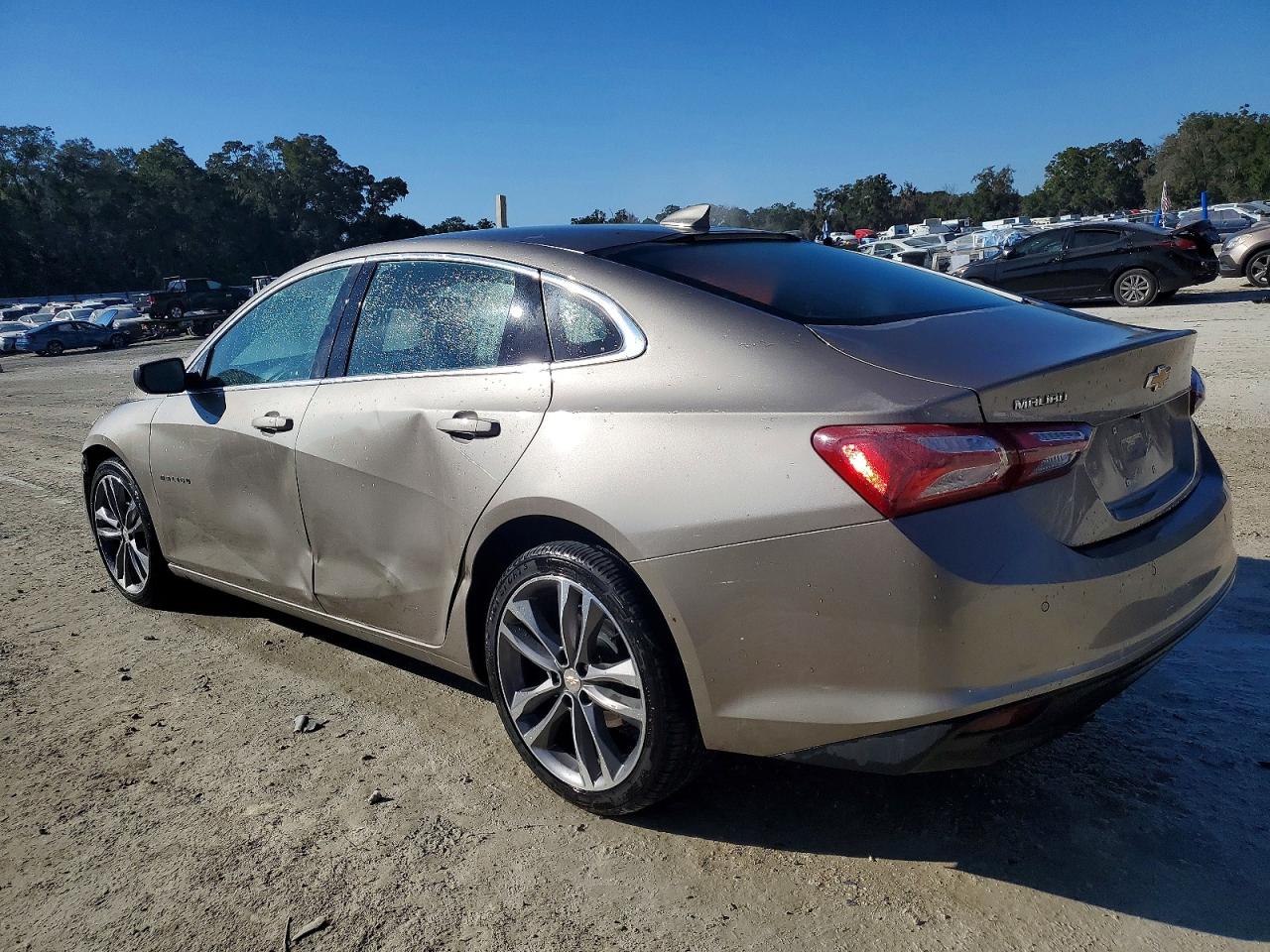 2024 CHEVROLET MALIBU PREMIER photo 2