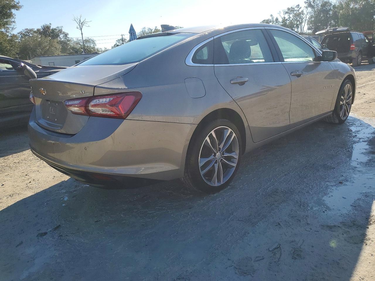 2024 CHEVROLET MALIBU PREMIER photo 3