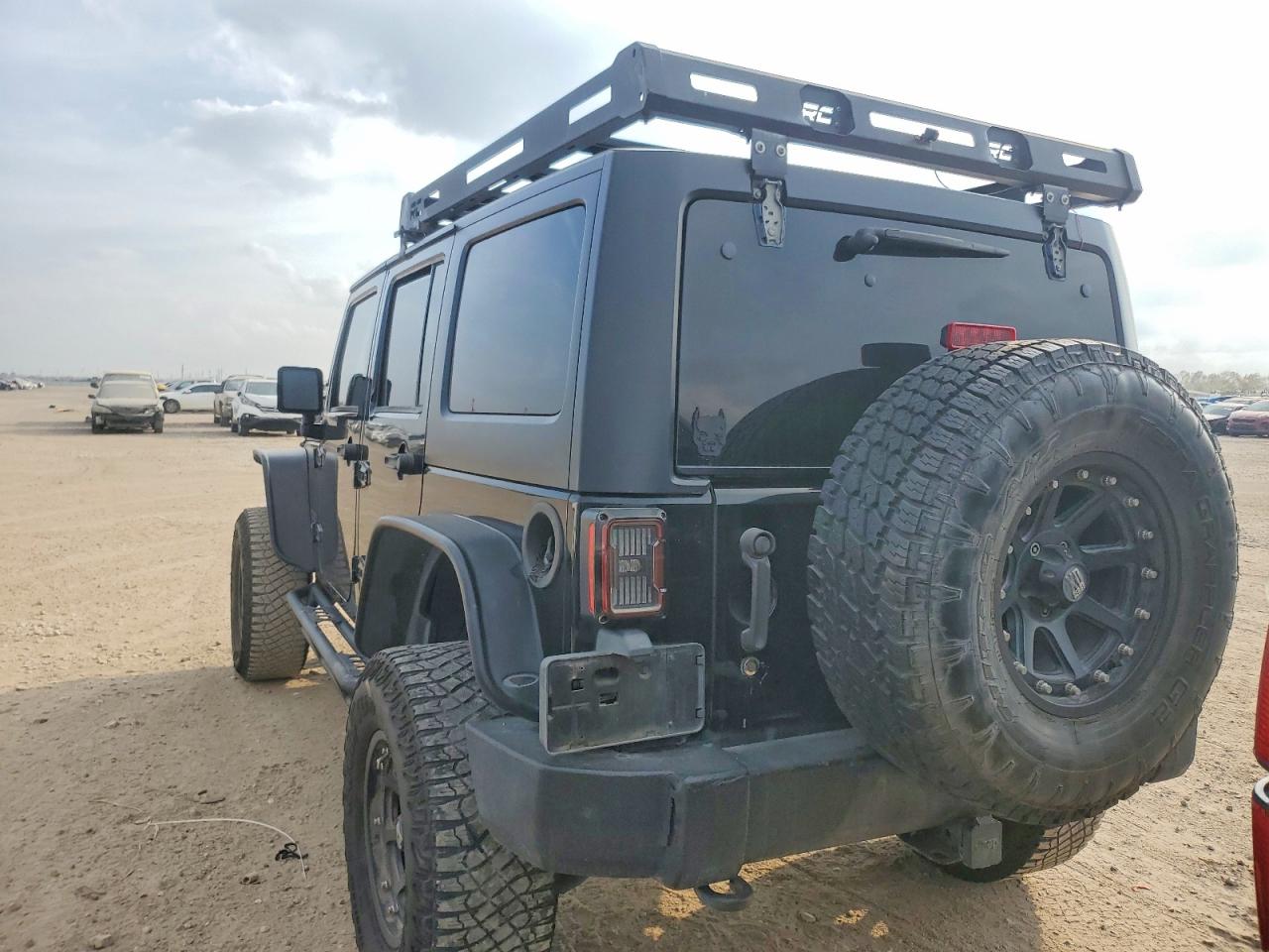 2010 JEEP WRANGLER UNLIMITED SPORT photo 6