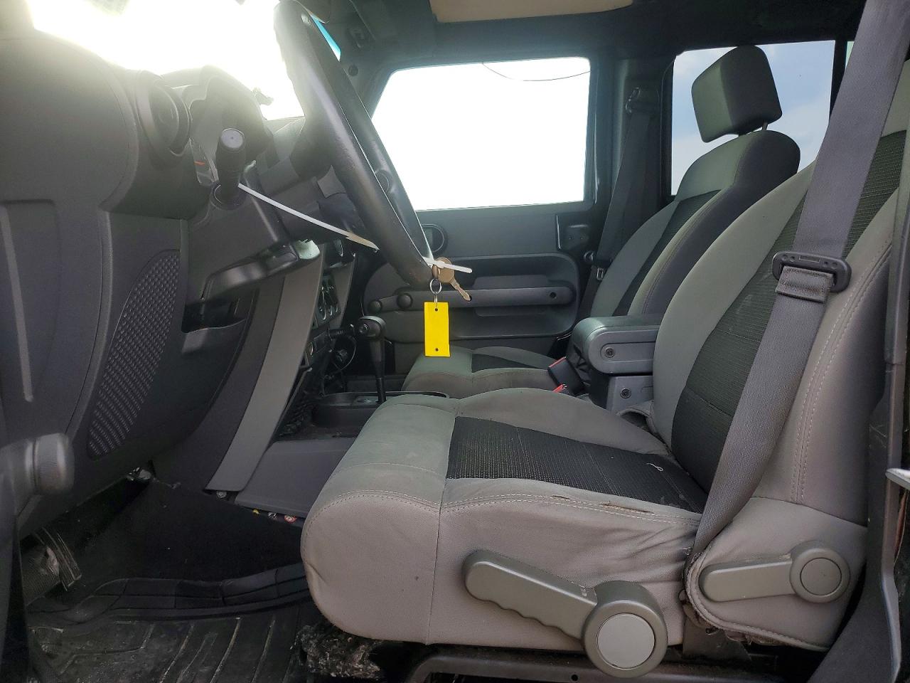 2010 JEEP WRANGLER UNLIMITED SPORT photo 7