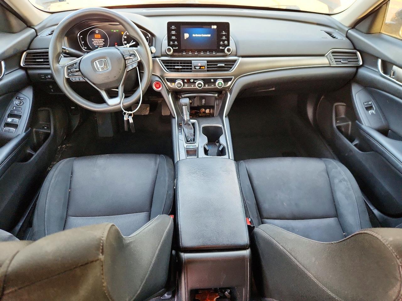 2018 HONDA ACCORD LX photo 8
