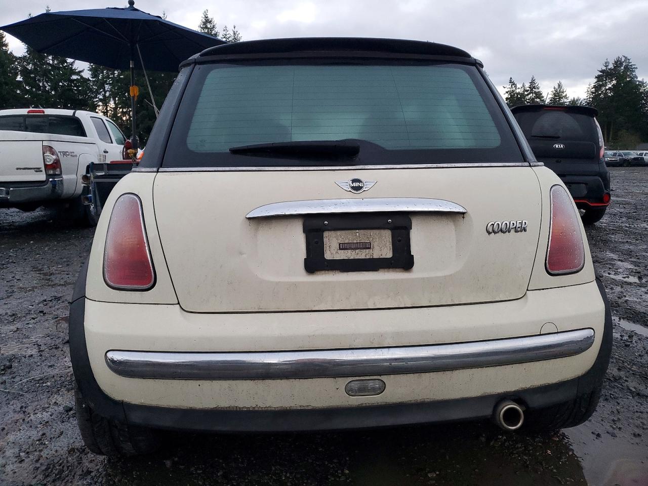 2004 MINI COOPER photo 6