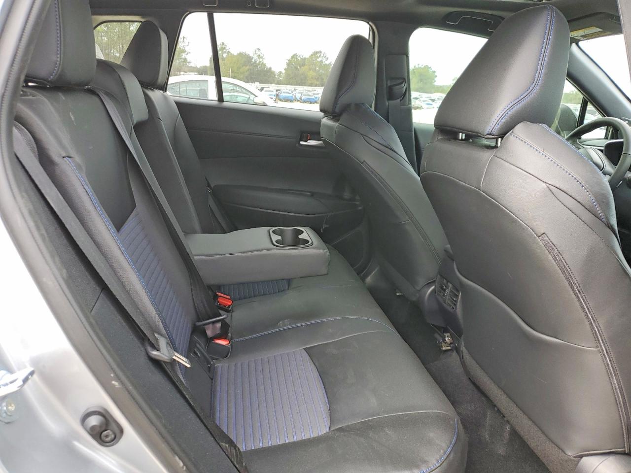 2025 TOYOTA COROLLA CROSS SE photo 21