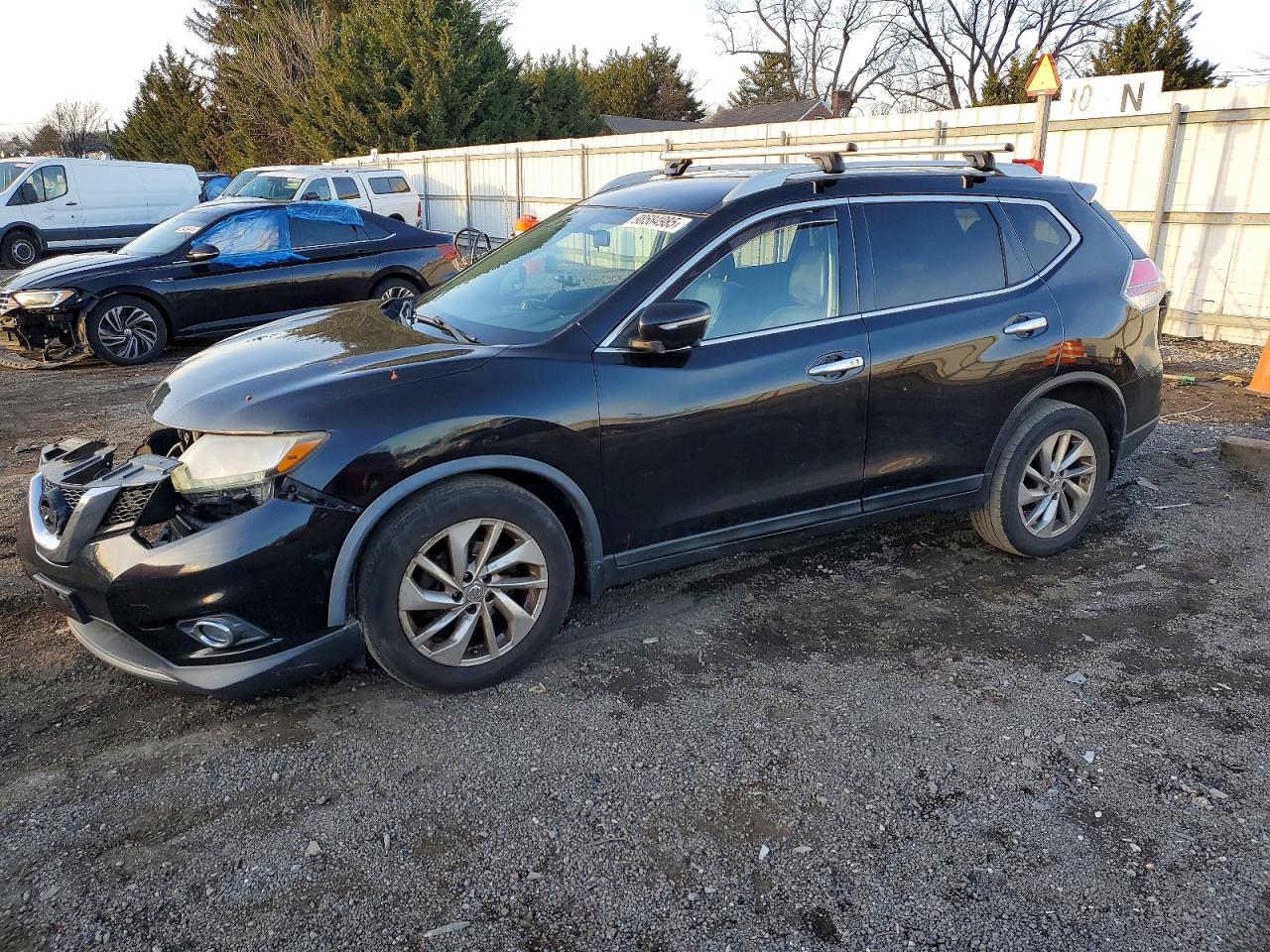 2014 NISSAN ROGUE