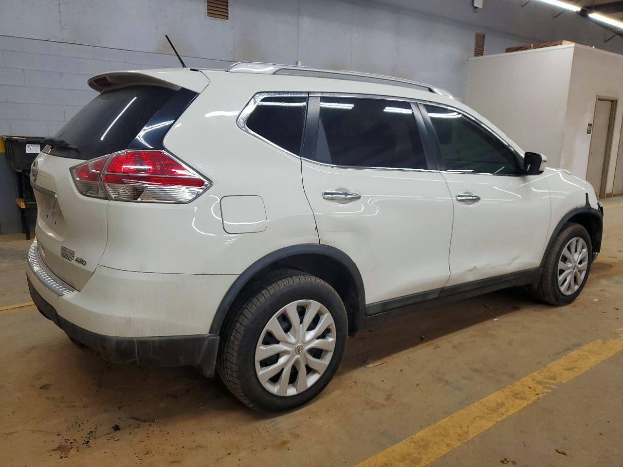 2016 NISSAN ROGUE S photo 3