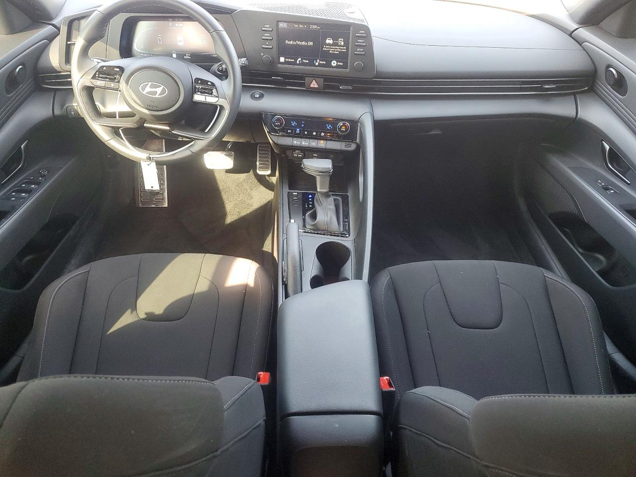2025 HYUNDAI ELANTRA SEL SPORT photo 8