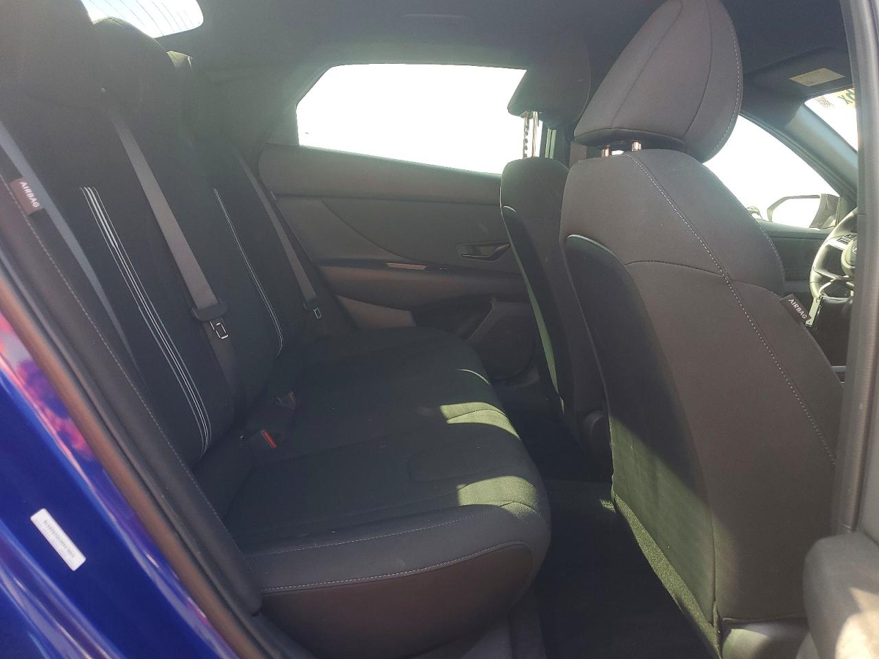 2025 HYUNDAI ELANTRA SEL SPORT photo 10