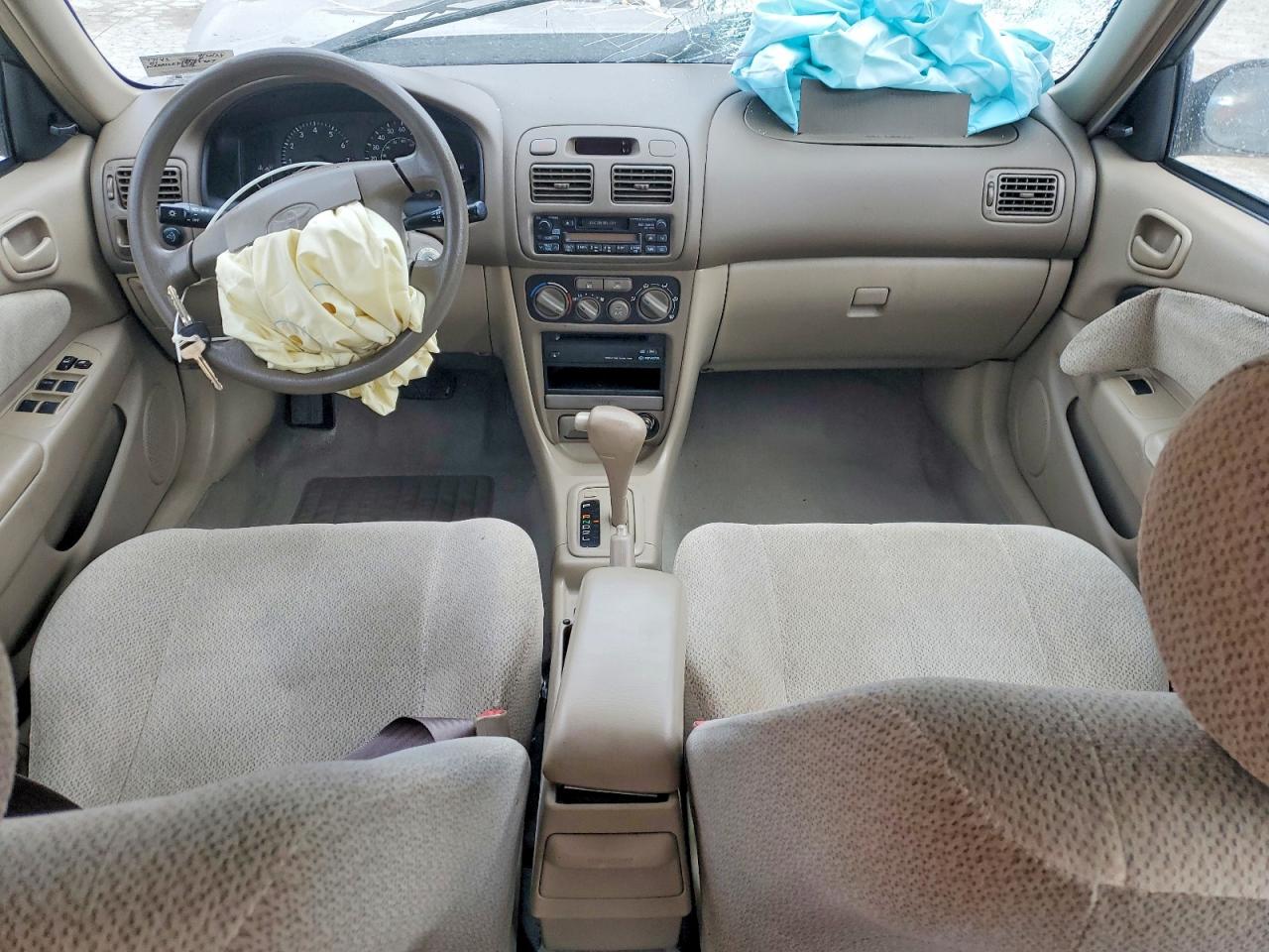 2001 TOYOTA COROLLA CE photo 8