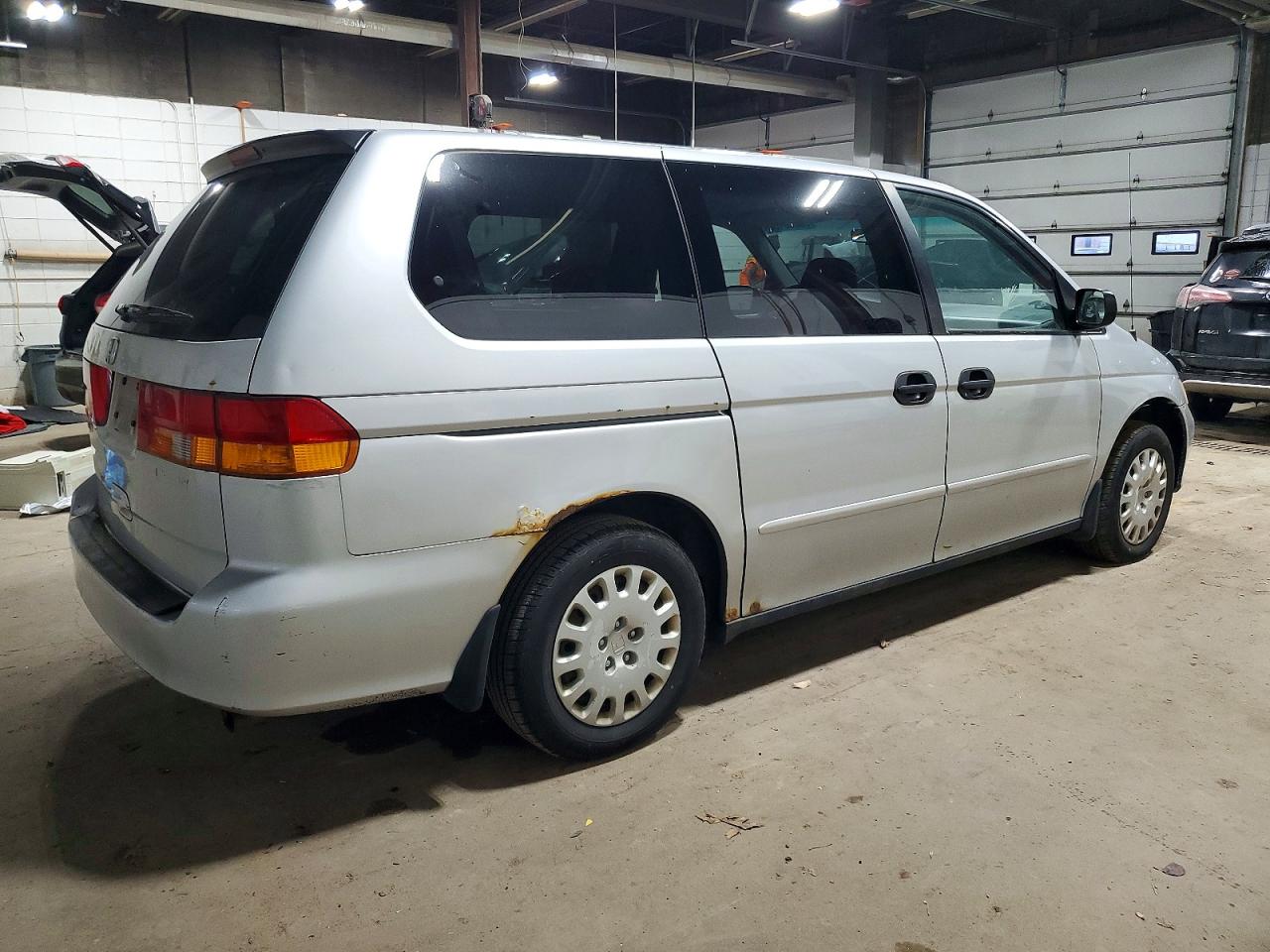2002 HONDA ODYSSEY LX photo 3