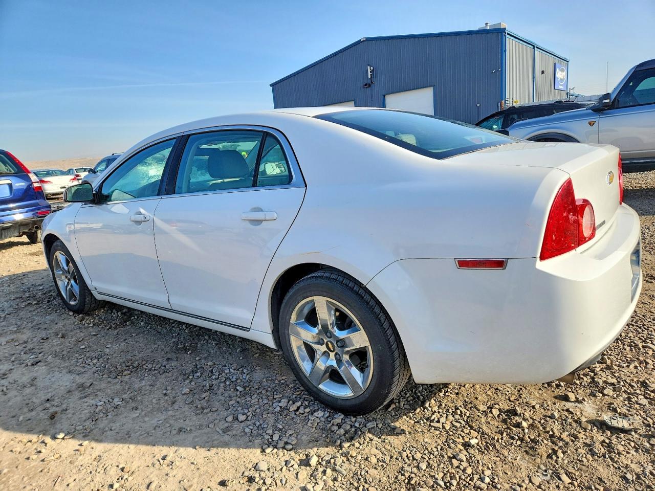 2009 CHEVROLET MALIBU 1LT photo 2
