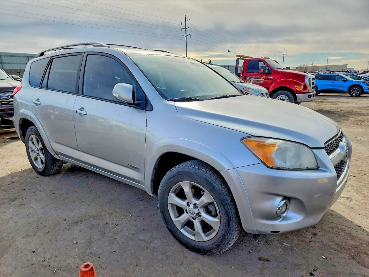 2010 TOYOTA RAV4 LIMITED photo 4