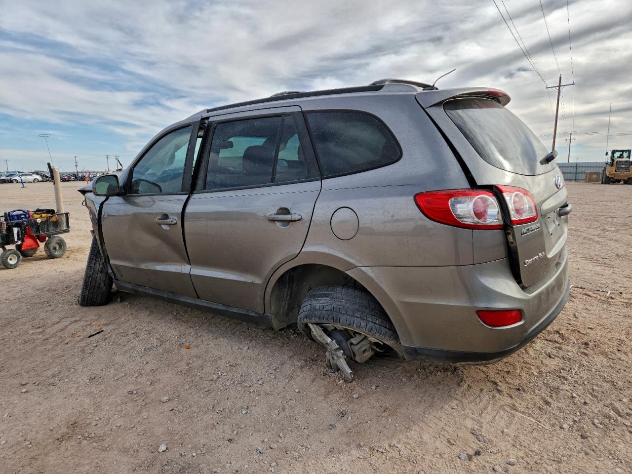 2012 HYUNDAI SANTA FE SE photo 2