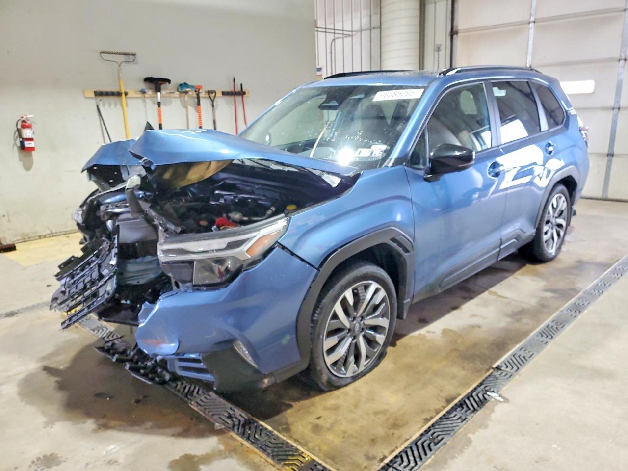 2025 SUBARU FORESTER