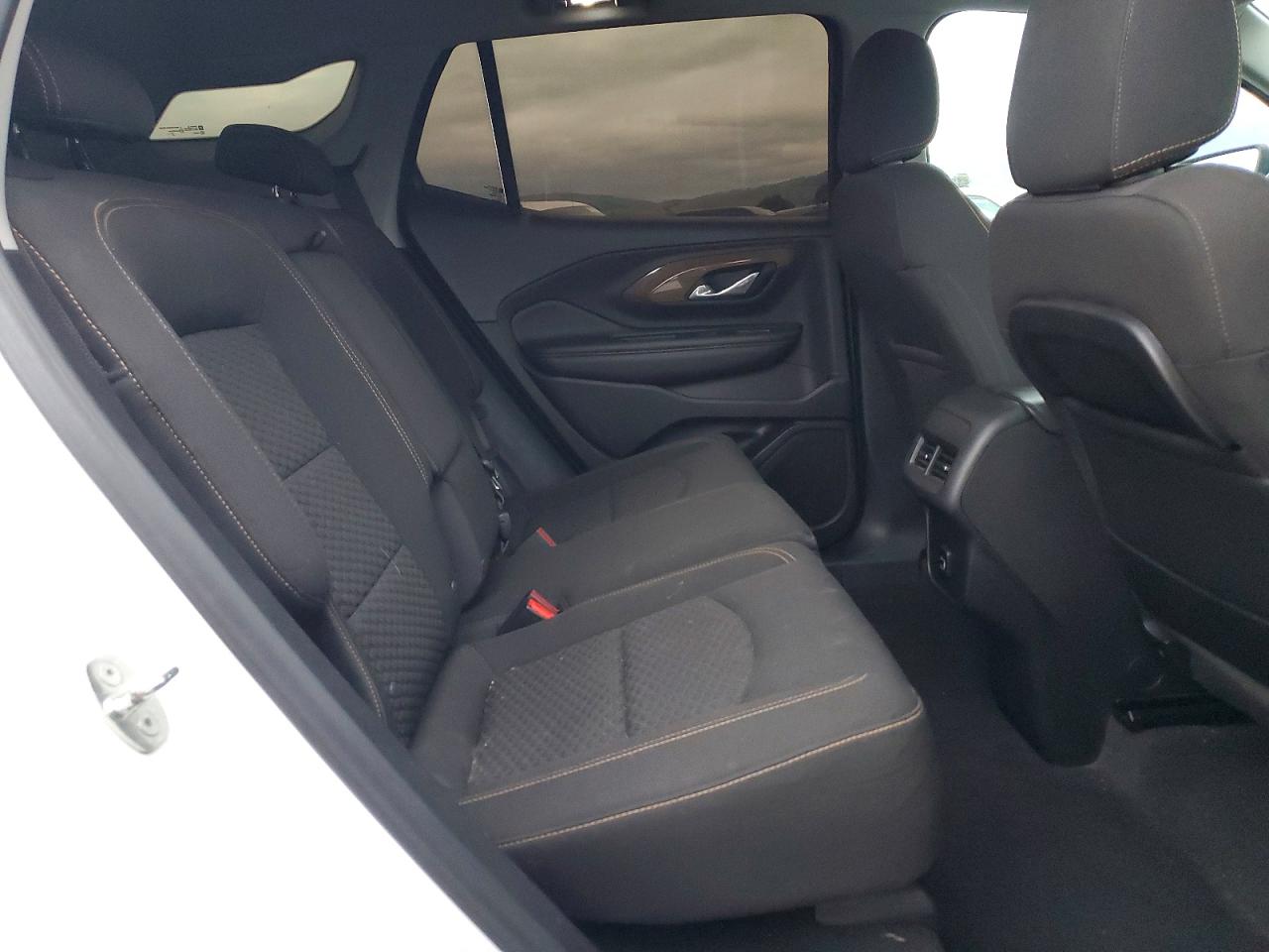 2018 GMC TERRAIN SLE photo 11