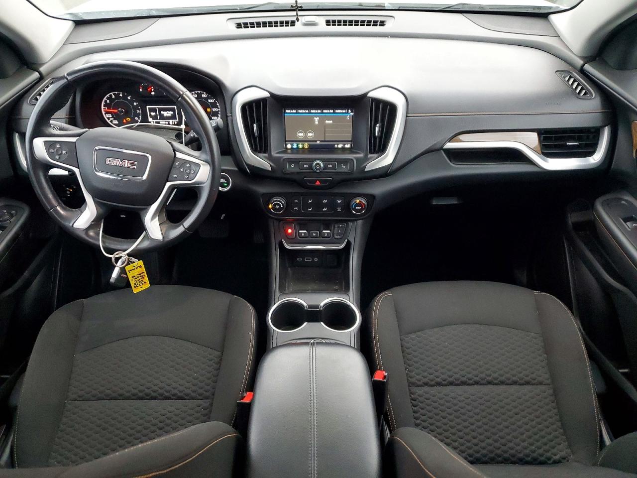 2018 GMC TERRAIN SLE photo 8