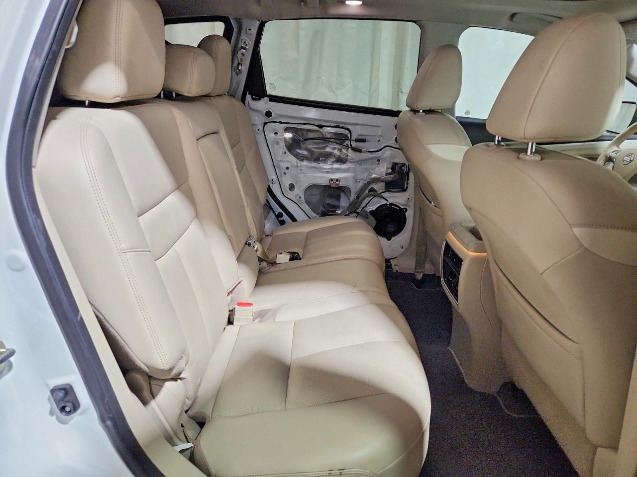 2017 NISSAN MURANO PLATINUM photo 11