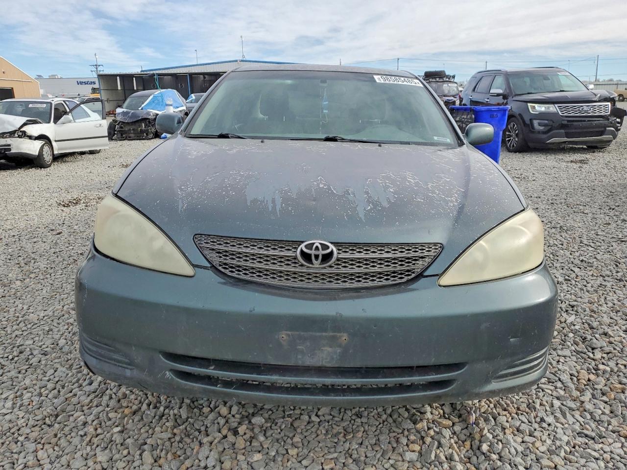 2002 TOYOTA CAMRY XLE photo 5