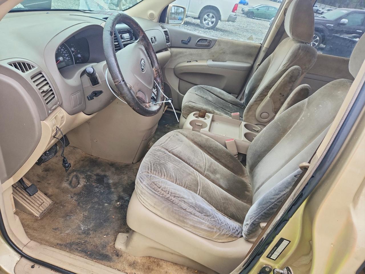2006 KIA SEDONA EX photo 7