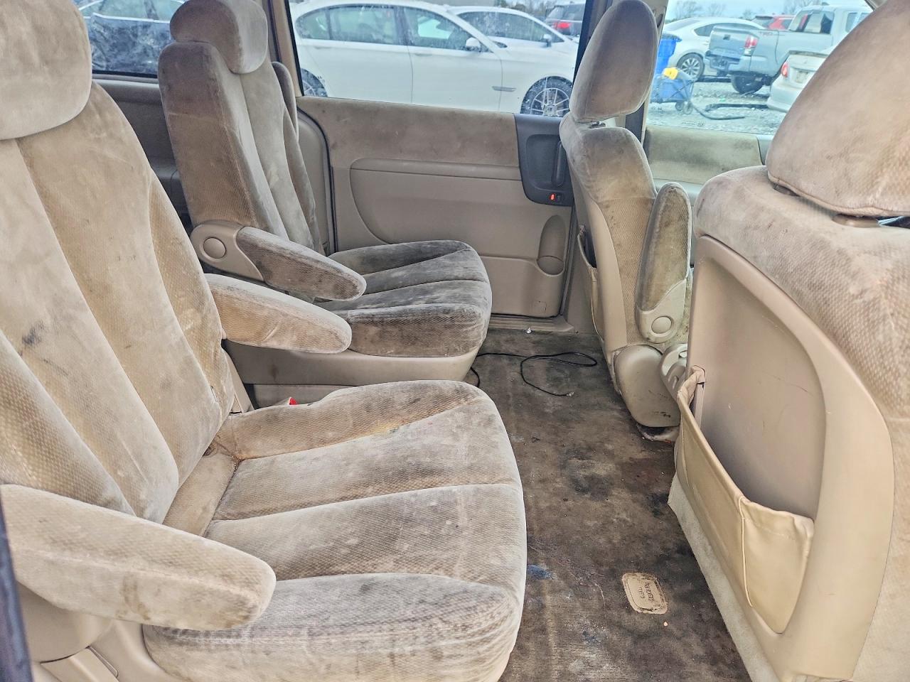 2006 KIA SEDONA EX photo 11