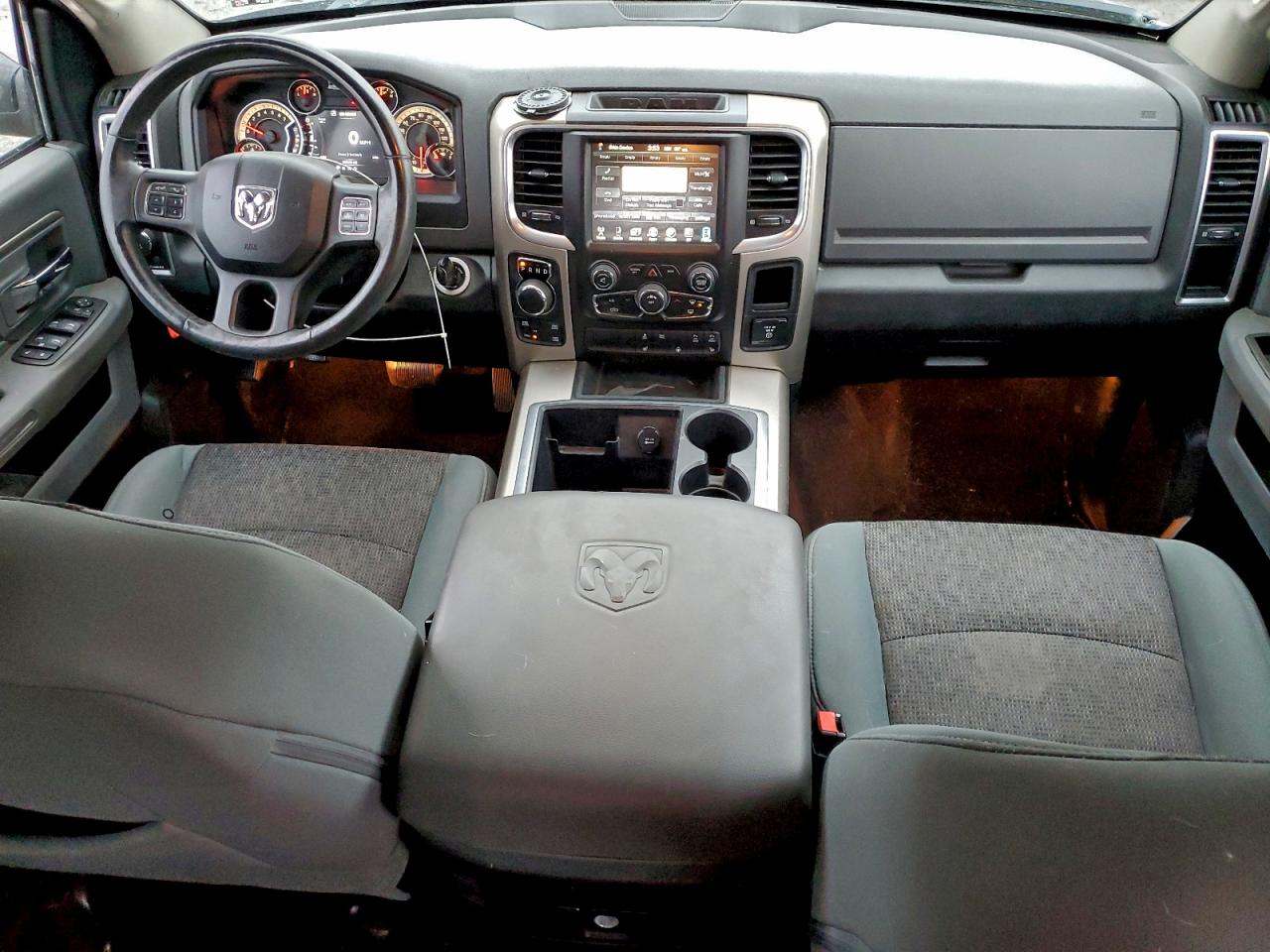 2014 RAM 1500 SLT photo 8