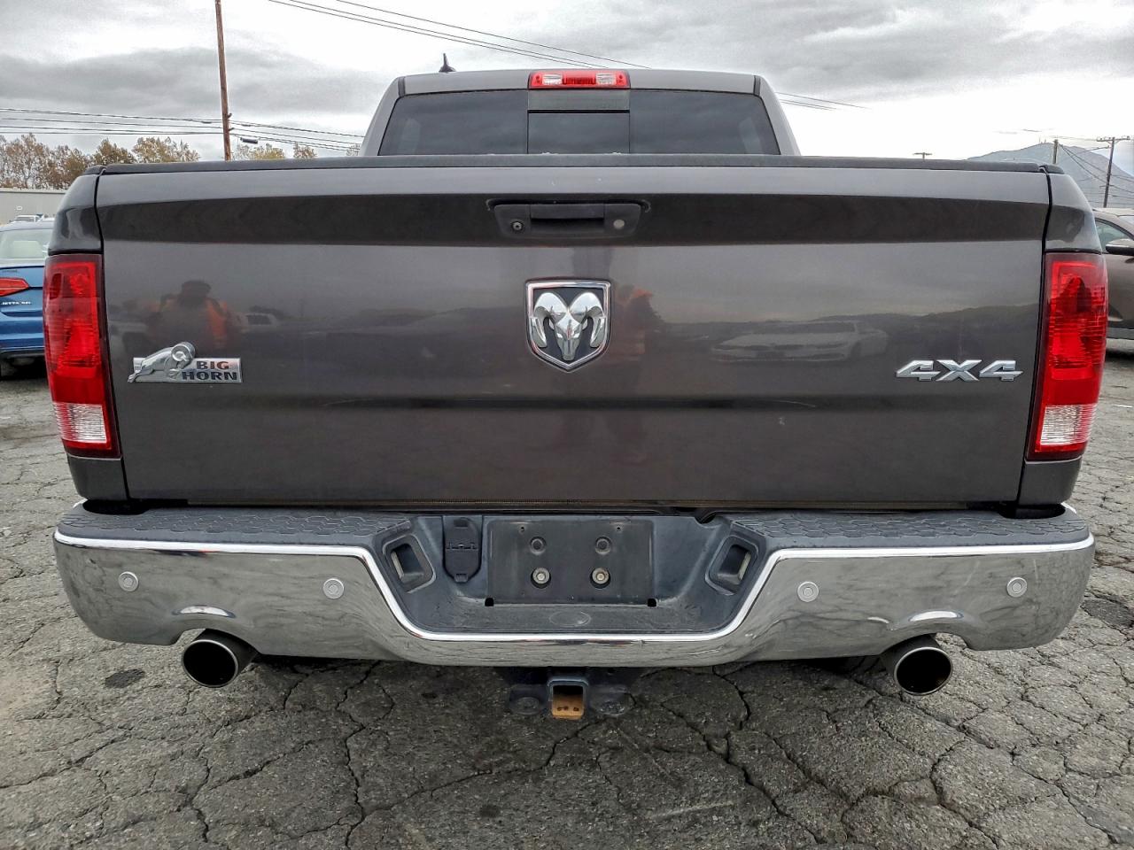 2014 RAM 1500 SLT photo 6