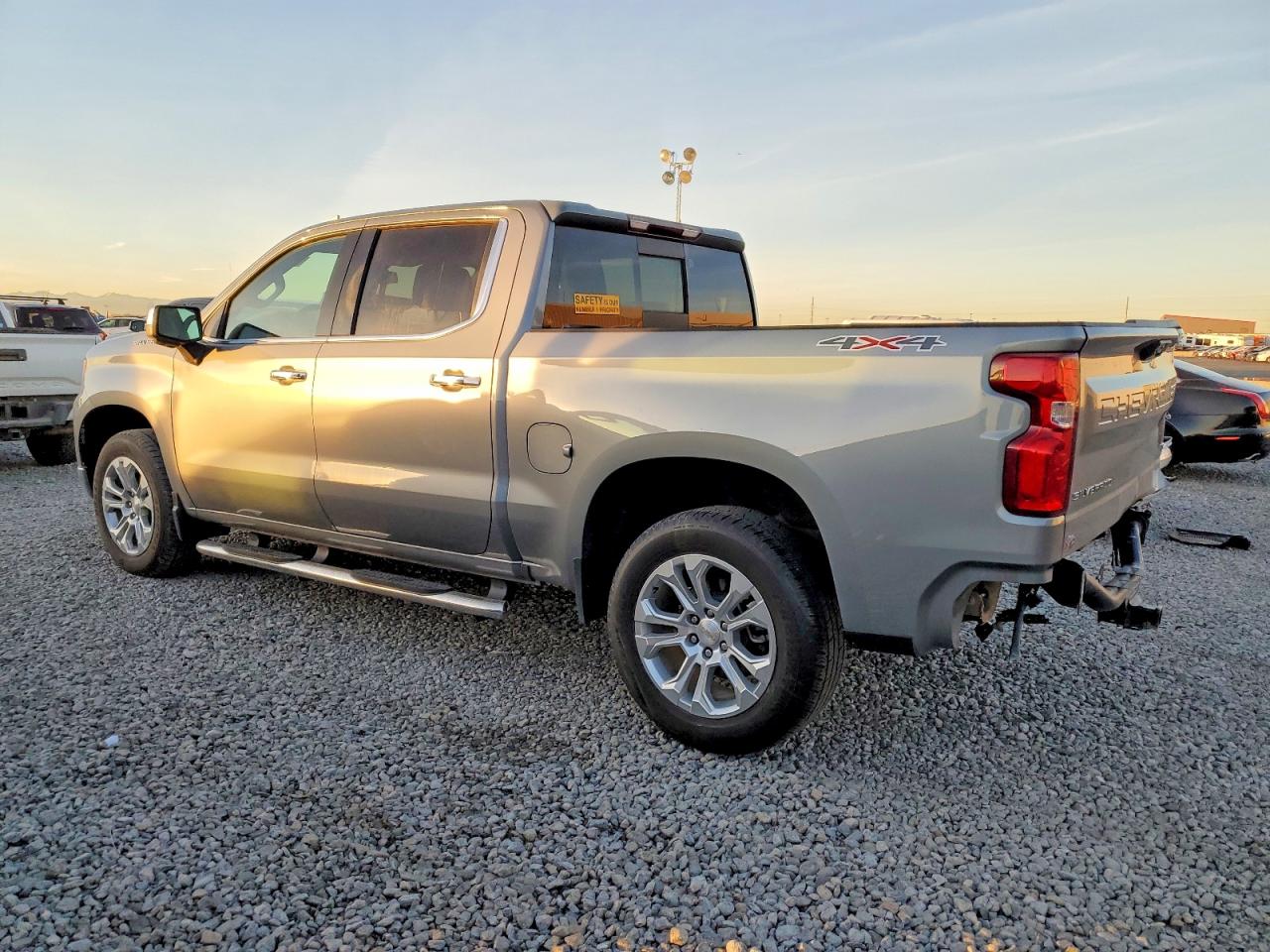 2024 CHEVROLET SILVERADO K1500 LTZ photo 2