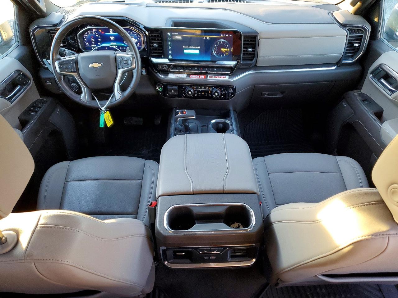 2024 CHEVROLET SILVERADO K1500 LTZ photo 8