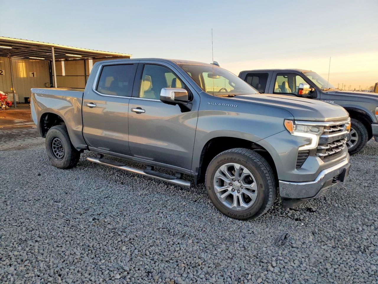 2024 CHEVROLET SILVERADO K1500 LTZ photo 4