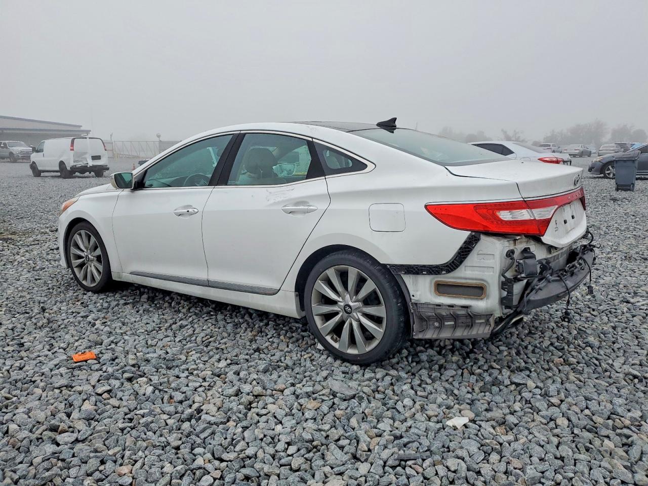 2015 HYUNDAI AZERA LIMITED photo 3