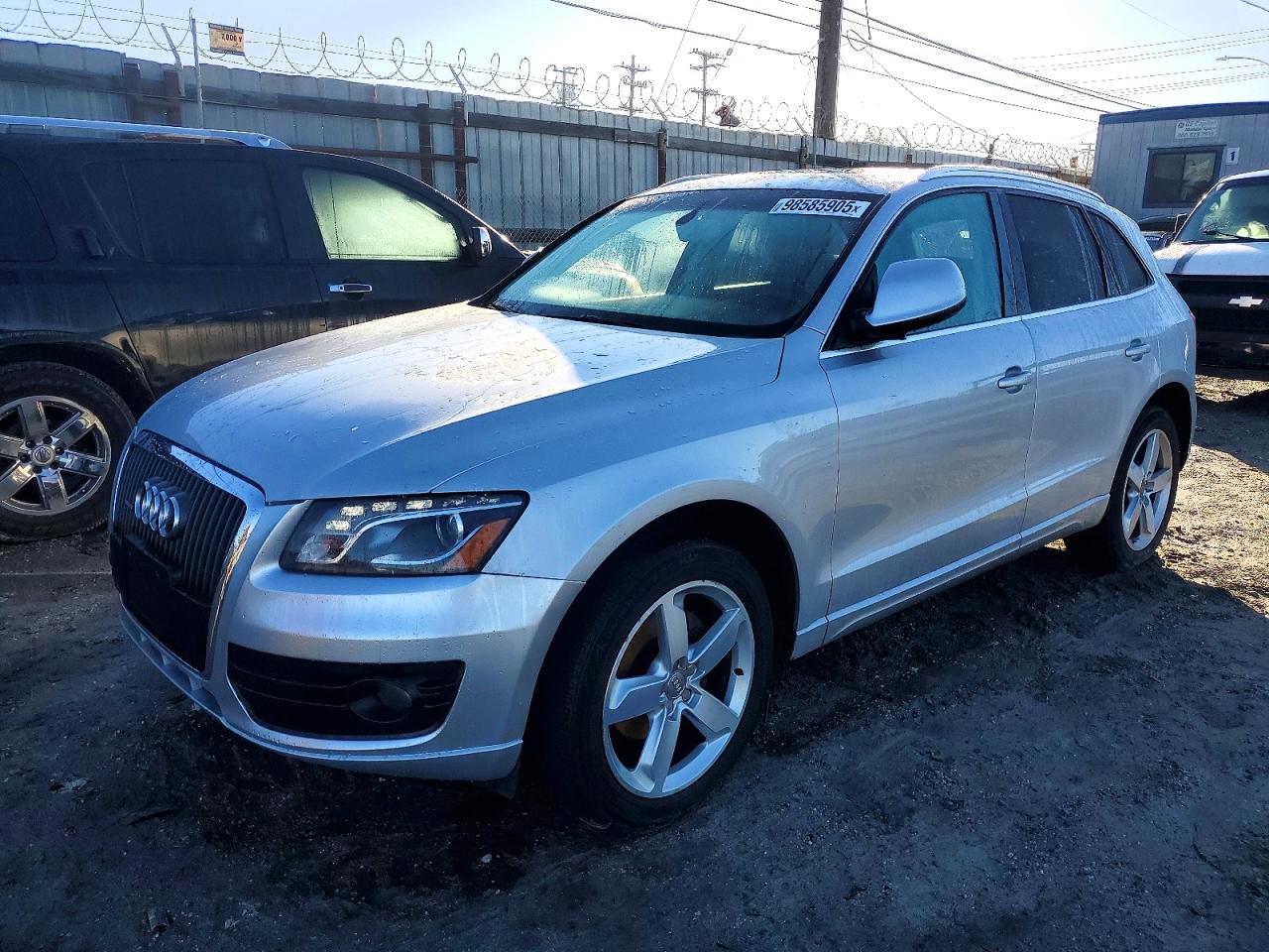2011 AUDI Q5